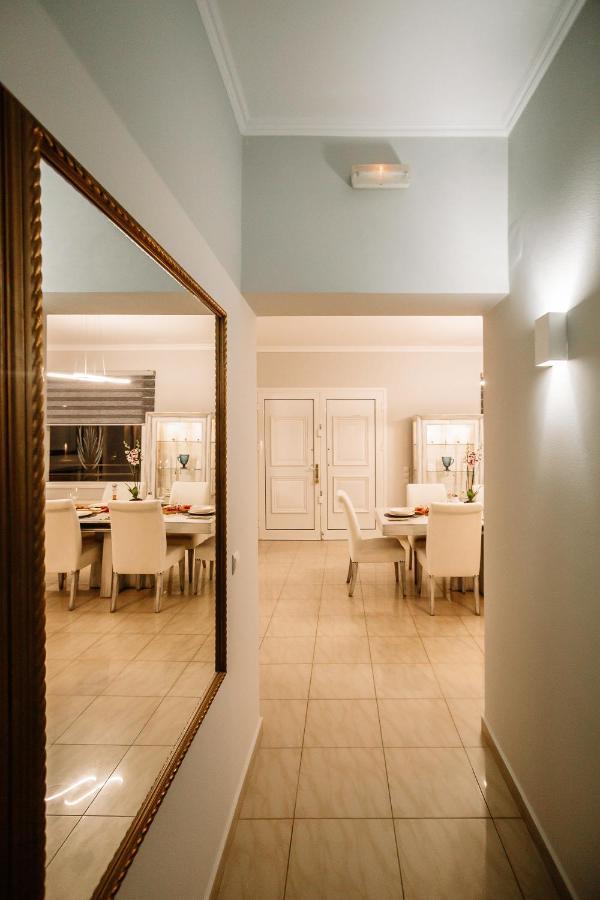 Villa Ellania Ambelokipoi  Ngoại thất bức ảnh