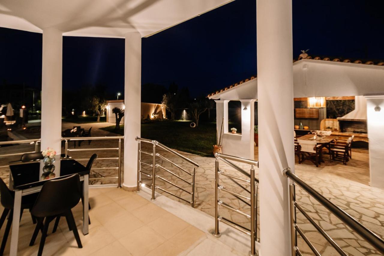 Villa Ellania Ambelokipoi  Ngoại thất bức ảnh