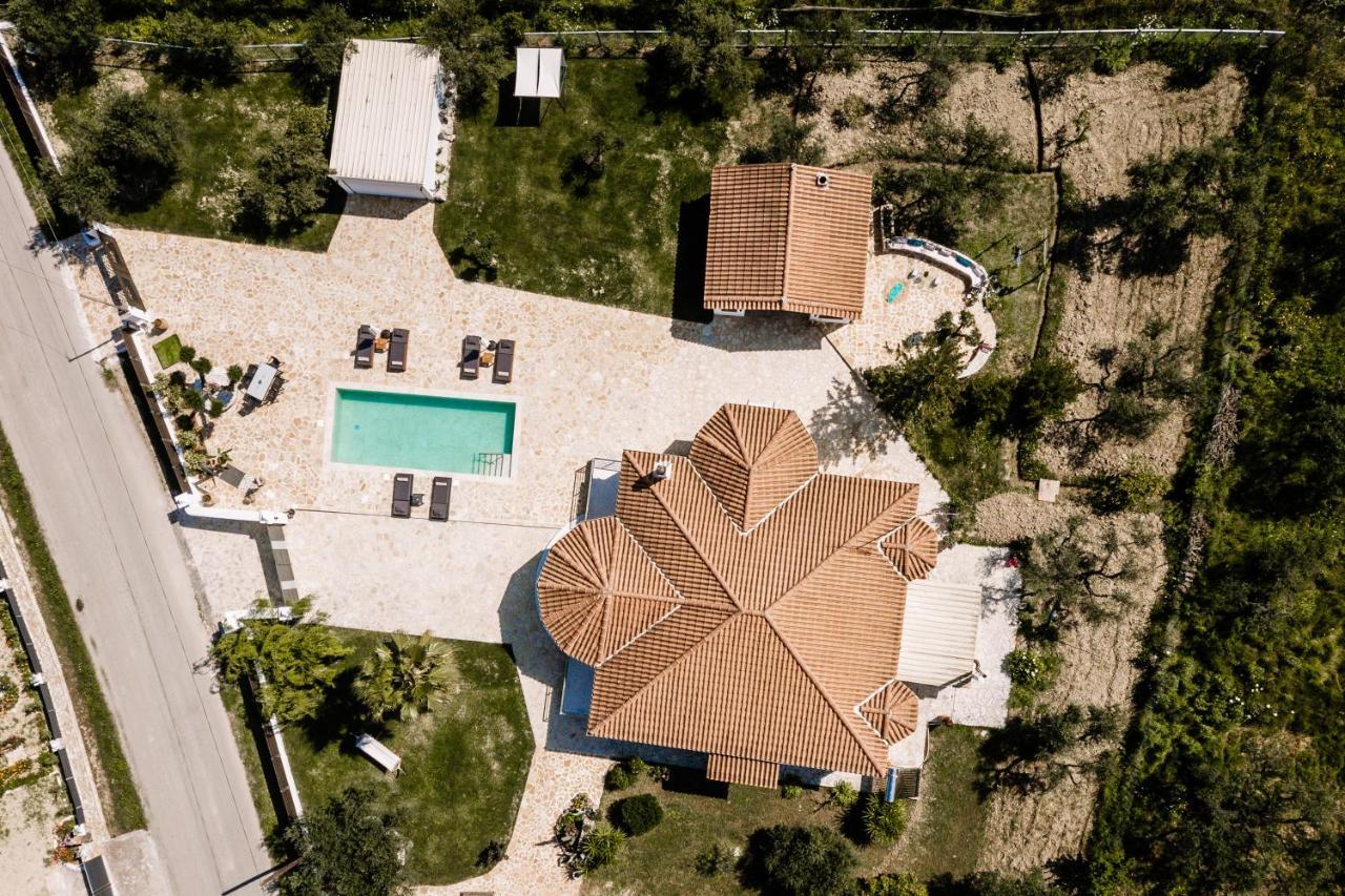 Villa Ellania Ambelokipoi  Ngoại thất bức ảnh